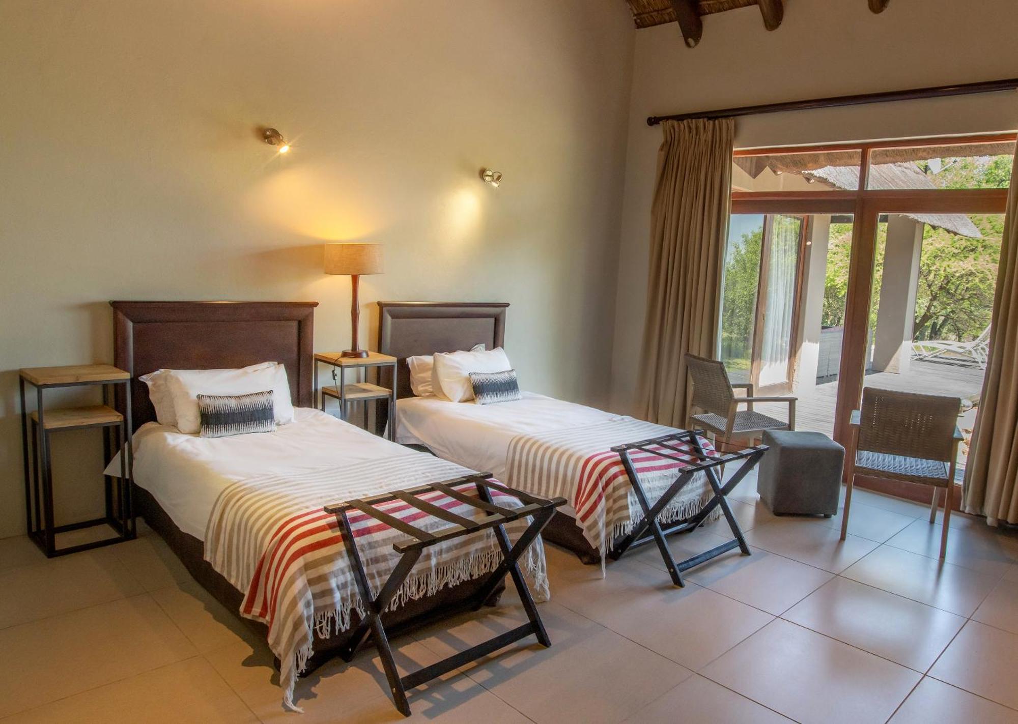 Finfoot Lake Reserve By Dream Resorts Vaaldam Ngoại thất bức ảnh