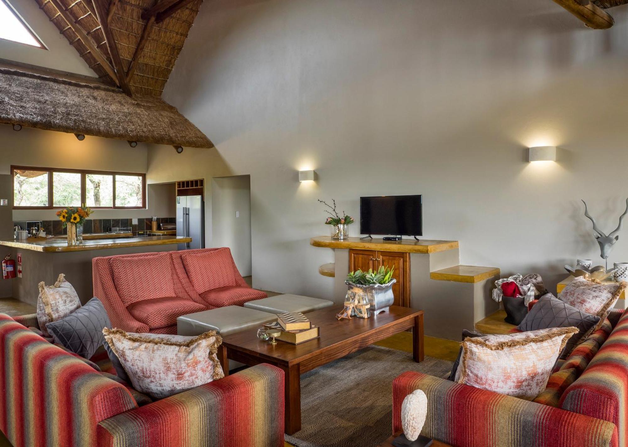Finfoot Lake Reserve By Dream Resorts Vaaldam Ngoại thất bức ảnh
